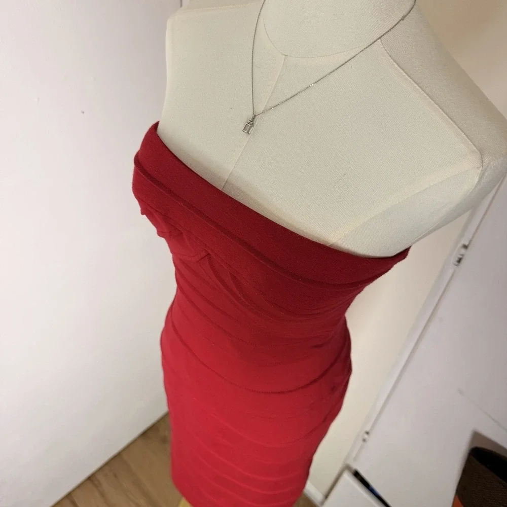 BCBGMAXAZRIA Women's Red Sleeveless Midi Dress Size 2 Vintage
